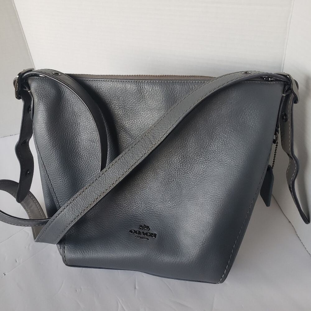 Coach Dufflette Crossbody Soulder Bag With Long Adjustible Strap in Grey